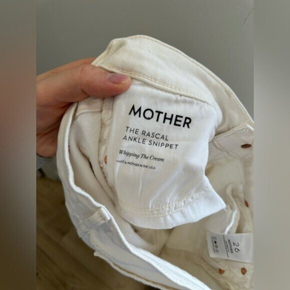 ⭐️ MOTHER - THE RASCLE ANKLE SNIPPET JEANS IN WHIPPING CREAM - Picture 13 of 14